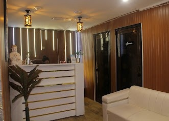 The Bronze luxury Spa spa area